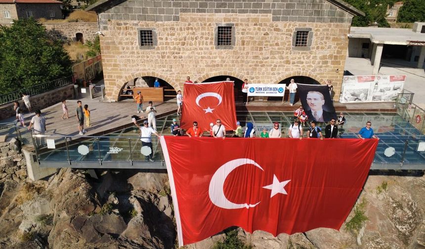 Türk Eğitim-Sen’den "Milli Birlik ve Doğa Yürüyüşü"