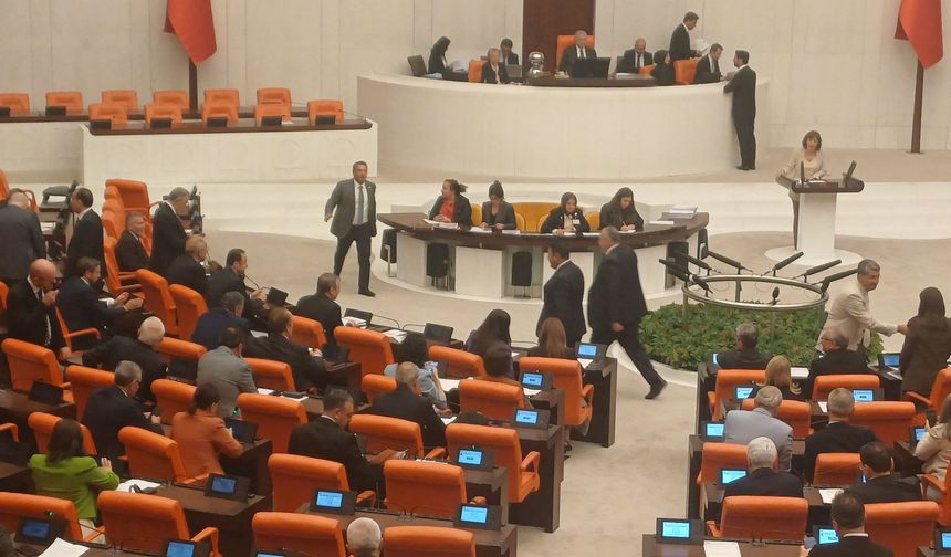Çerçeve Yasa kanun teklifi 467 oy ile yasalaştı