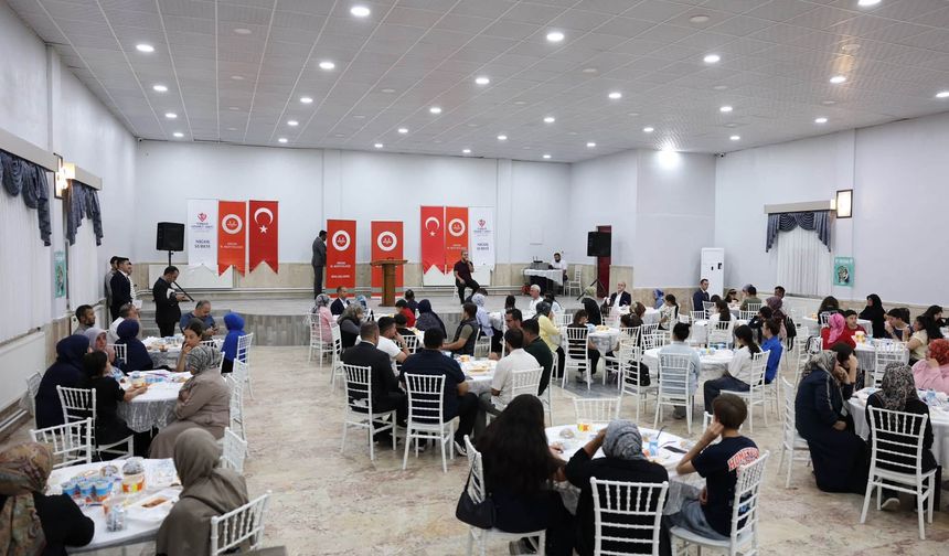 Ailelerle Kardeşlik Sofrası