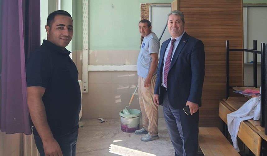 Divarlı Ortaokulunda bakım tamamlandı