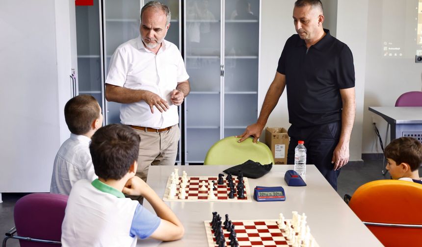 Uslu ve Dorul Genç Ofis Atölyelerinde