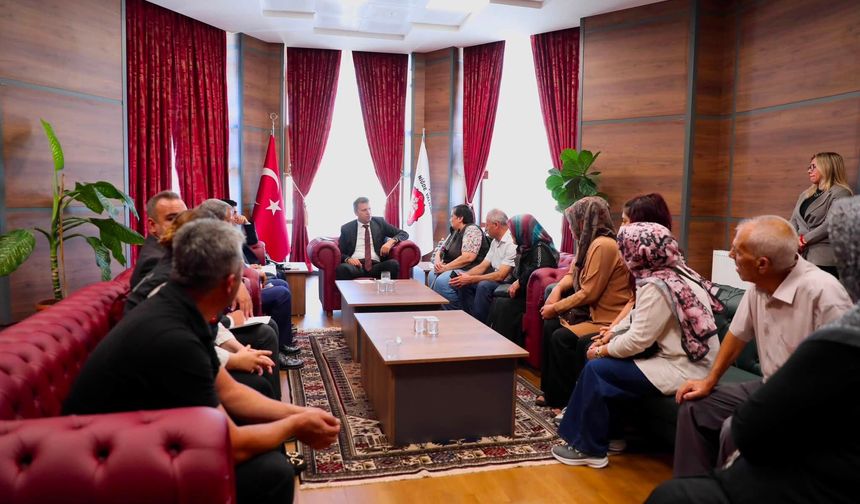 Vali Akmeşe halk gününde vatandaşları dinledi