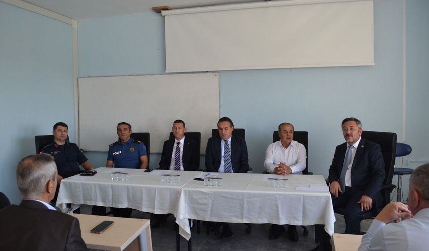 Bor'da Ortak Akıl masada