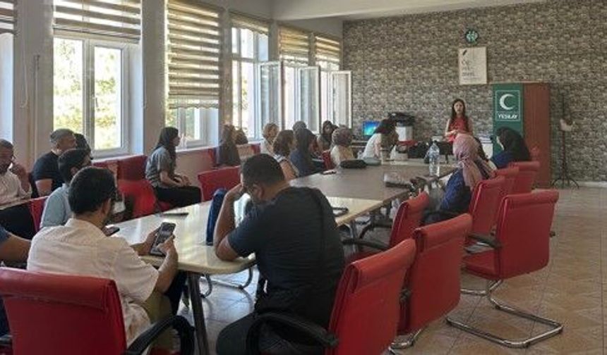 Bor’da Öğretmenlere bağımlılık eğitimi