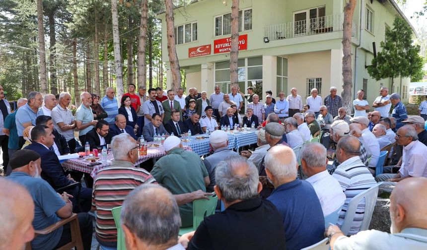 Vali Akmeşe köylerin taleplerini dinledi