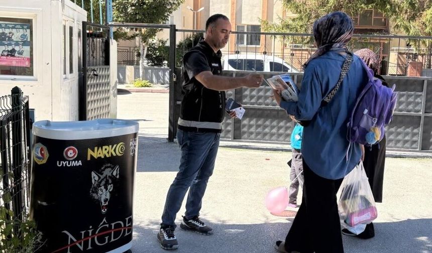 Narkotik Polisinden 643 vatandaşa bilgilendirme