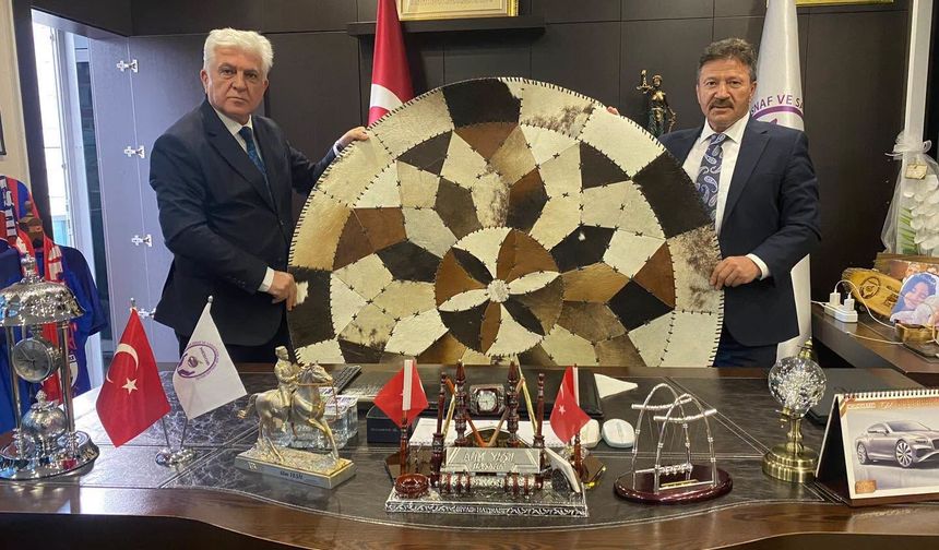 Yiğiner Niğde’de Esnaf Teşkilatıyla buluştu
