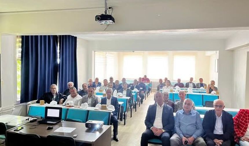 Altunhisar'da Yerel Kalkınma ve Eğitim toplantısı