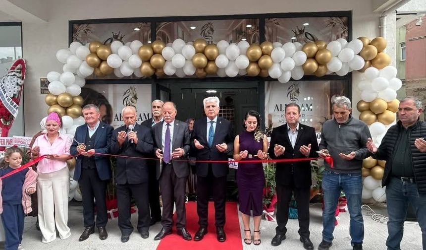 Bor’da Almılam Bayan Kuaförü hizmete açıldı