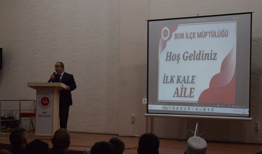 Bor'da ‘İlk Kale: Aile’ Konferansı
