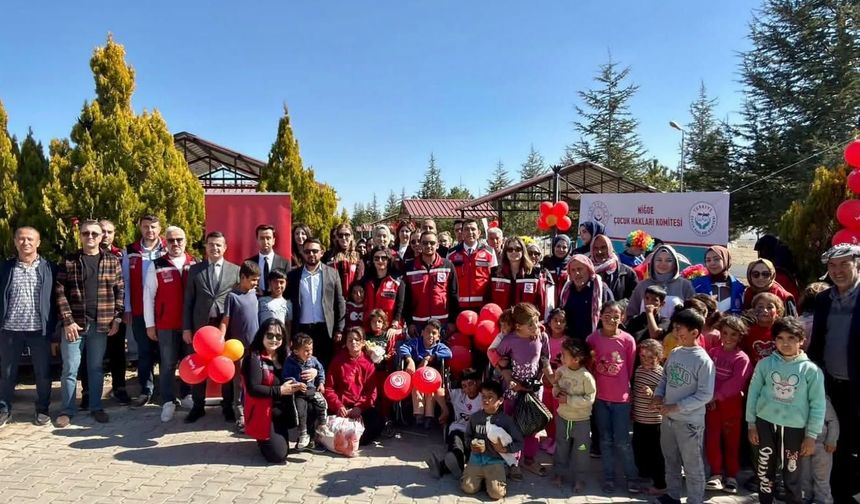 Çocuklar İçin İyilik Şenliği