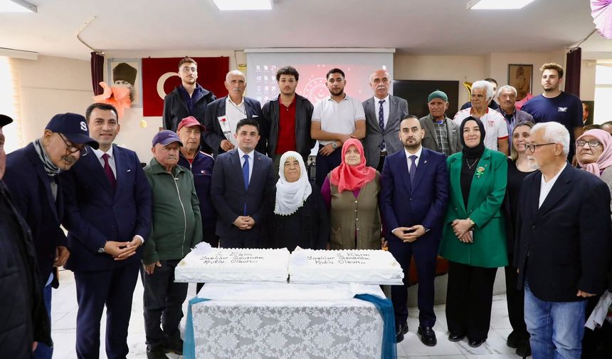 Divli Bor’da Huzurevi sakinleriyle buluştu