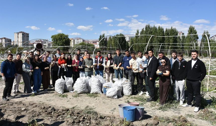 Geleceğin Tarımcıları Patates Araştırma Enstitüsü’nde