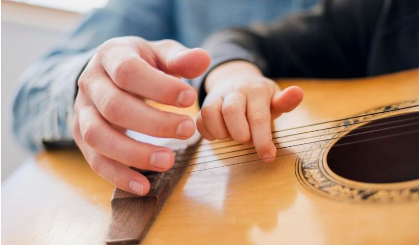 HEM’den Klasik Gitar kursu