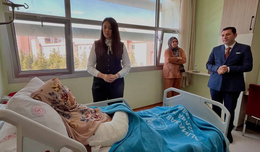 Şehit Annesine ve Gazzeli Muhsin'e ziyaret