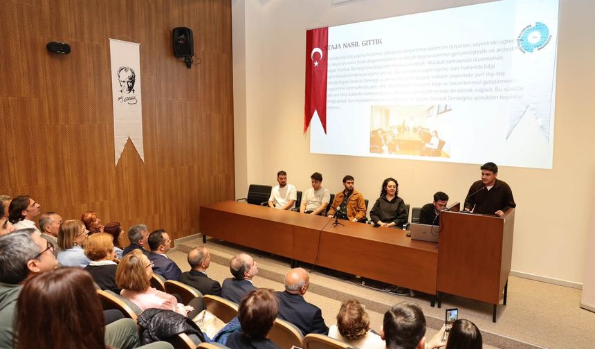 Üniversitede yurt dışı staj toplantısı