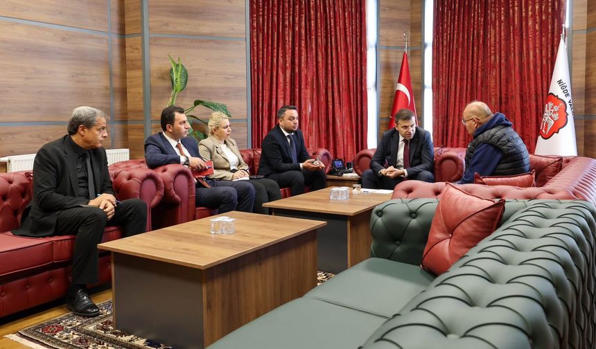 Vali Akmeşe’den ‘Halk Günü’ buluşması