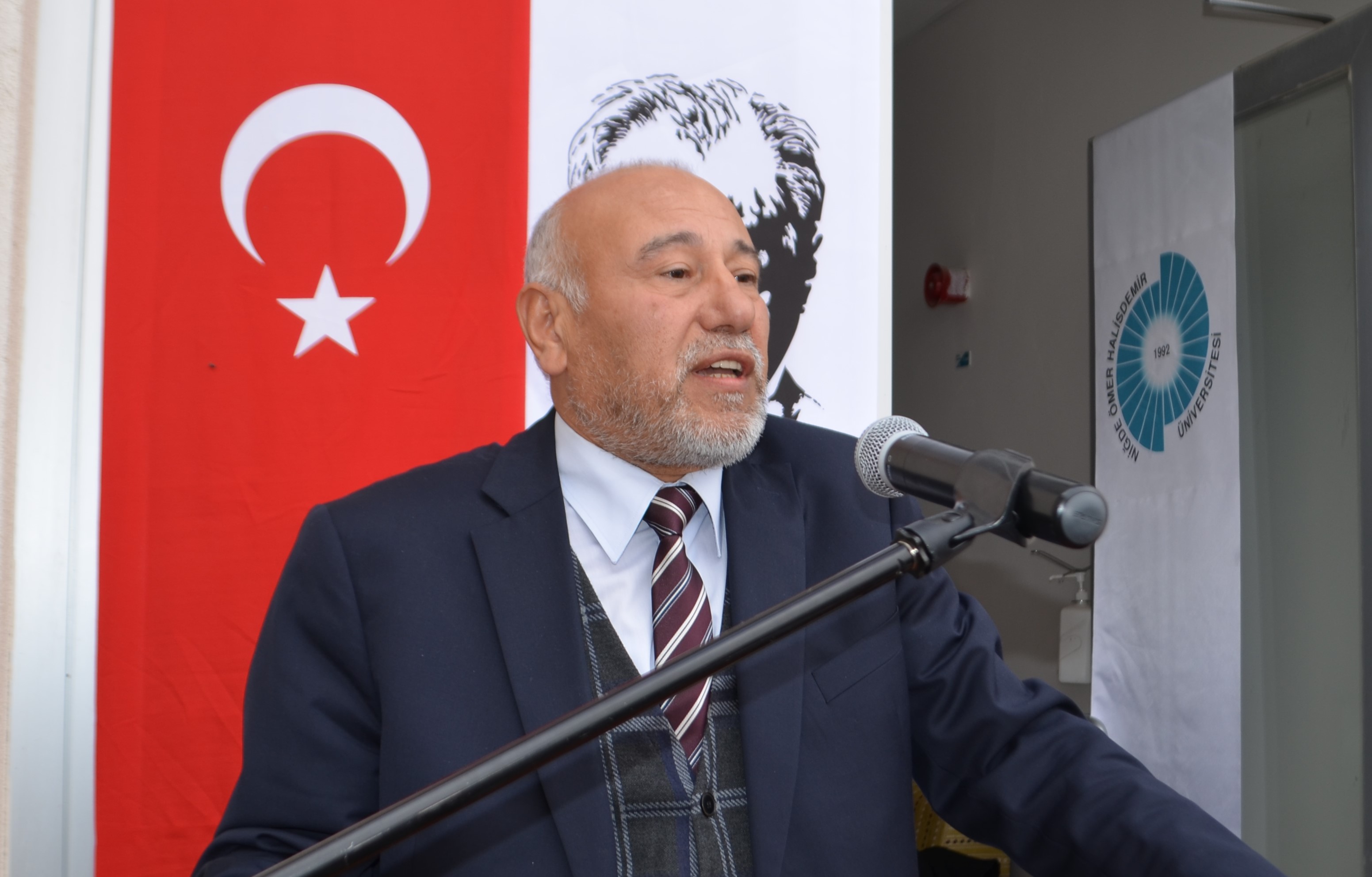 Prof. Dr. Ahmet Şekeroğlu