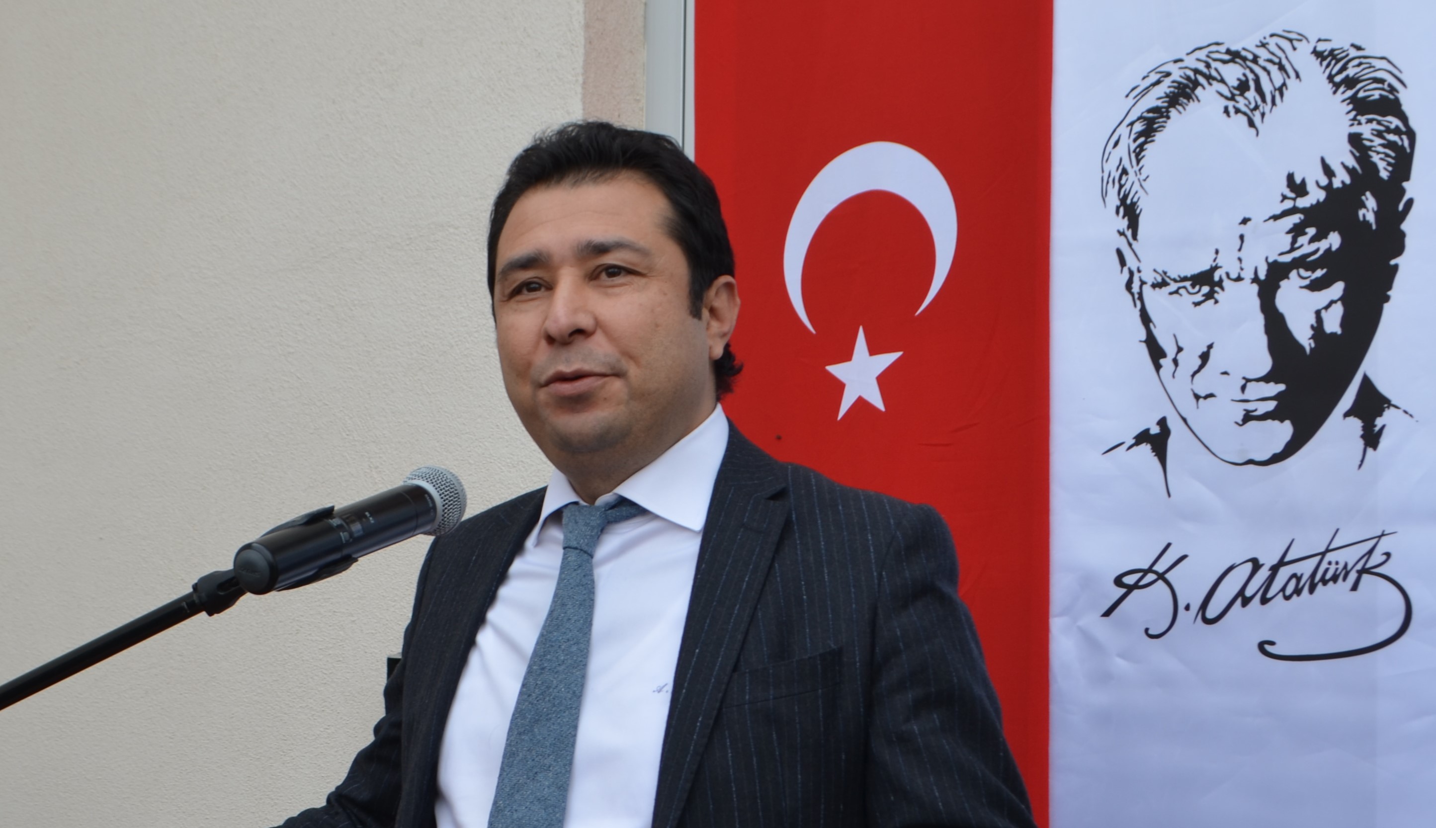 Vali Yardımcısı Ahmet Arık