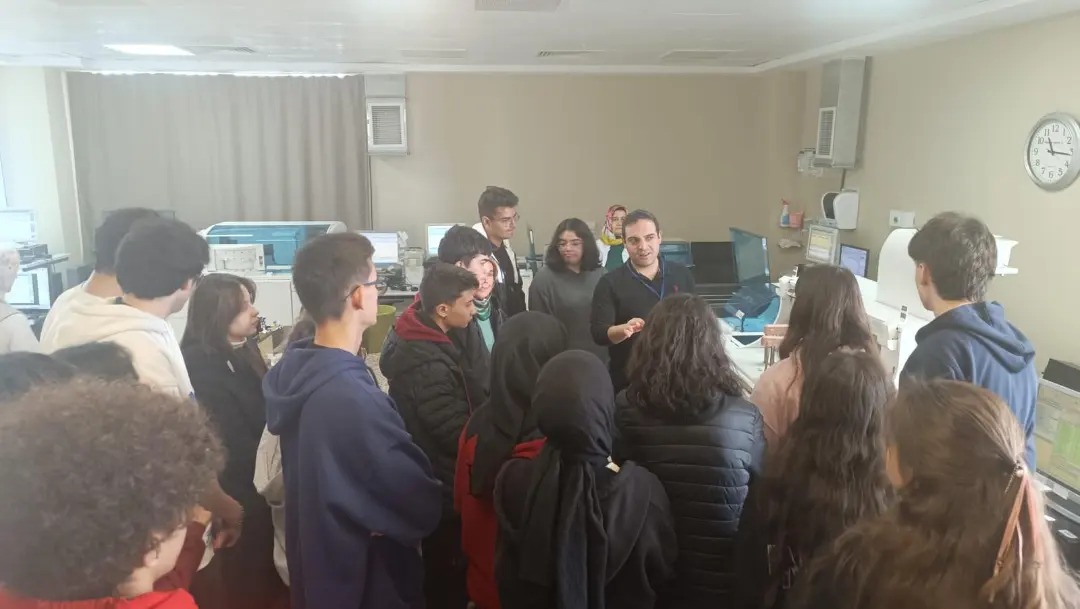 Bor Devlet Hastanesi Lise Öğrencilerini Ağırladı 3