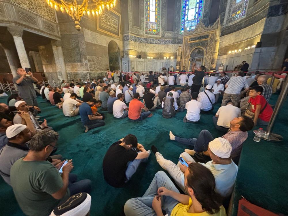 Ayasofya Camii’nde 15 Temmuz Şehitleri Için Hatim Duası Okundu (1)