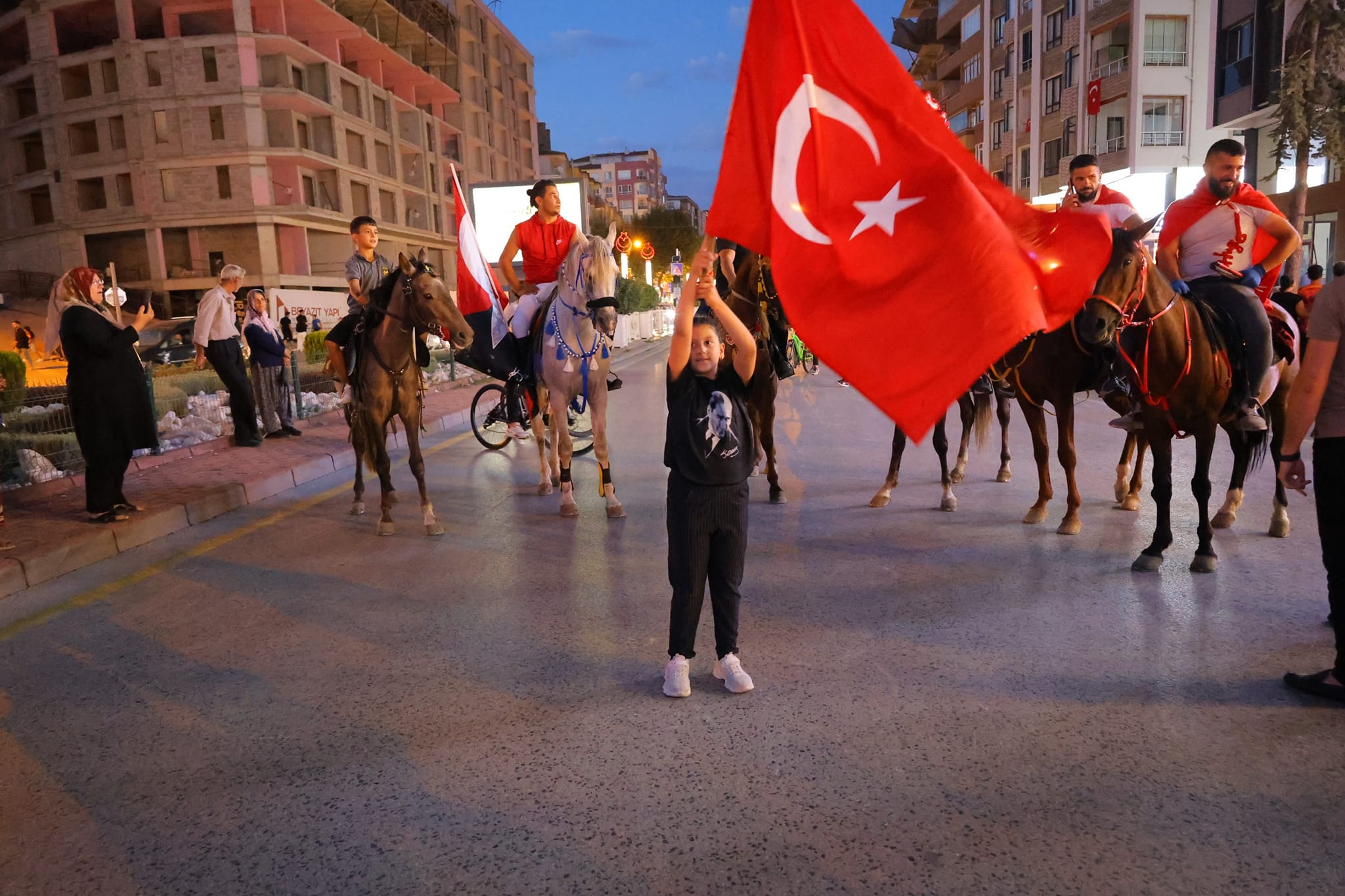 Zaferin 102. Yılında Fener Alayı Düzenlendi (4)