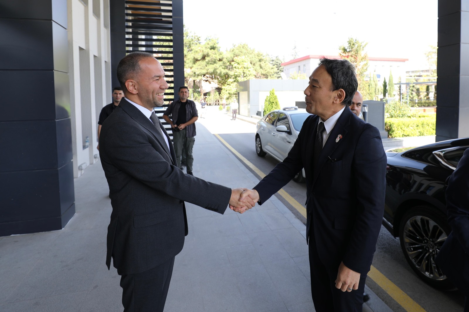 Büyükelçi Takahiko, Hayatındaki En Iyi Türk Yemeğini Niğde Tabal’da Yedi (3)