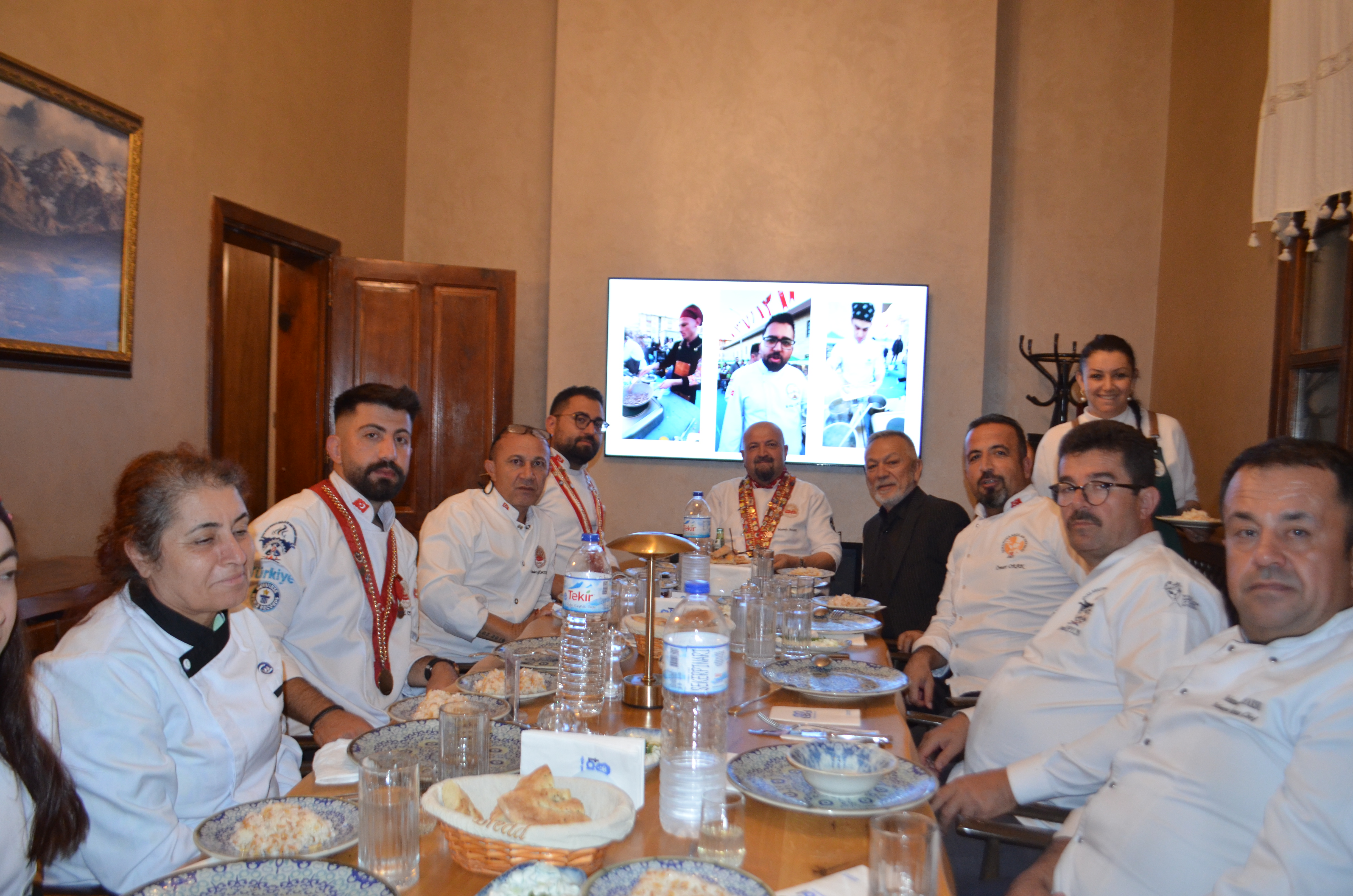 Şeflerden, Tabal Gastronomi Evi’nde Renkli Gala Yemeği (1)