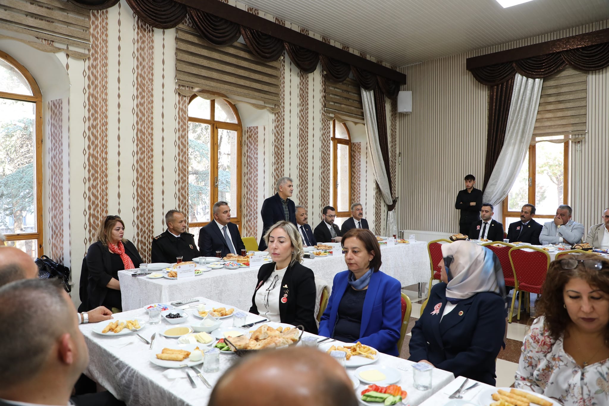 Yamaner Muhtarlik Si̇yasal Barişin Sağlandiği Tek Müessese (7)