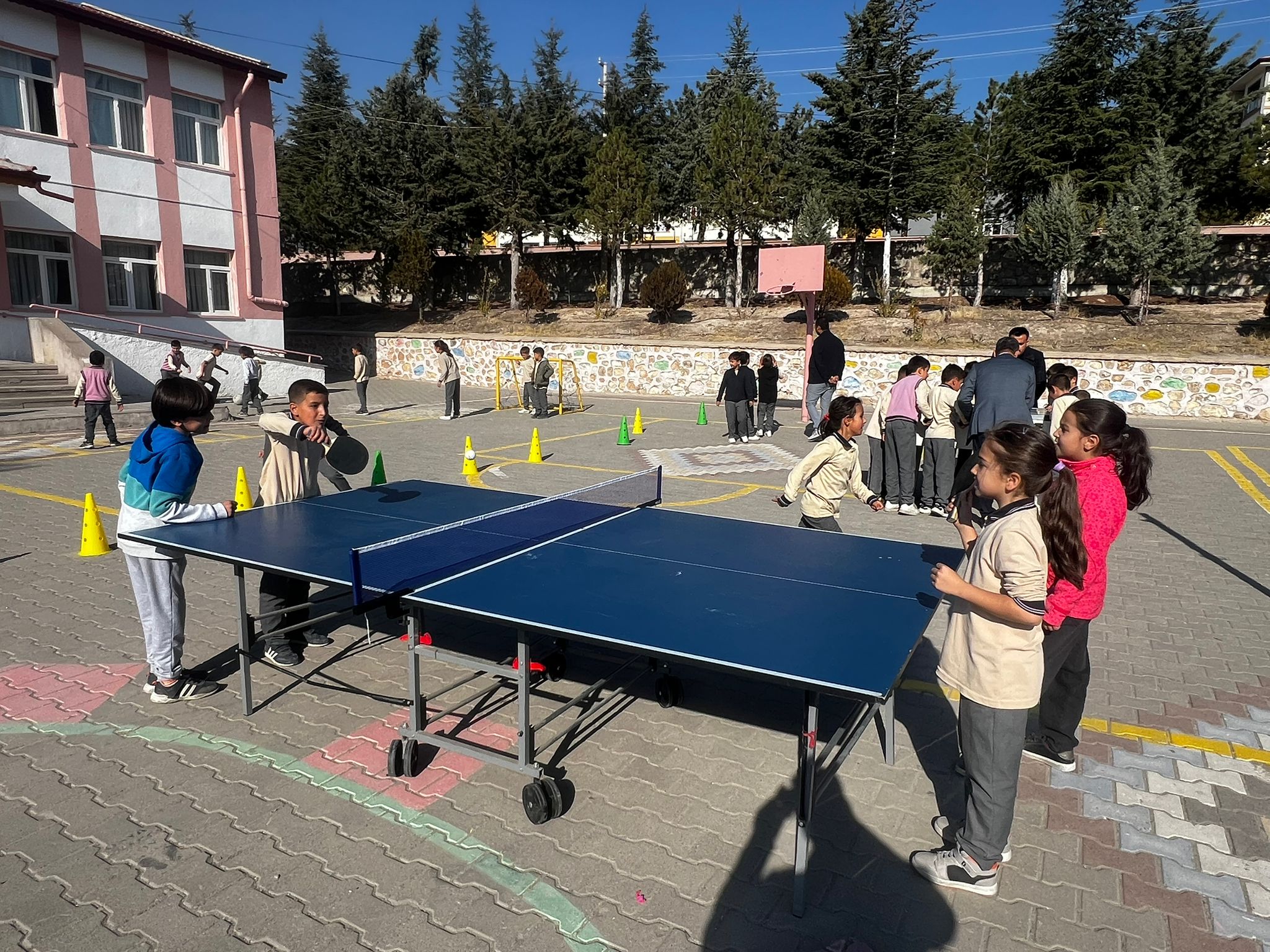 Altunhisar’da Çocuklar Okula Sporla Başlıyor (4)