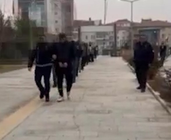 Niğde'de Uyuşturucu Operasyonu 14 Gözaltı (1)