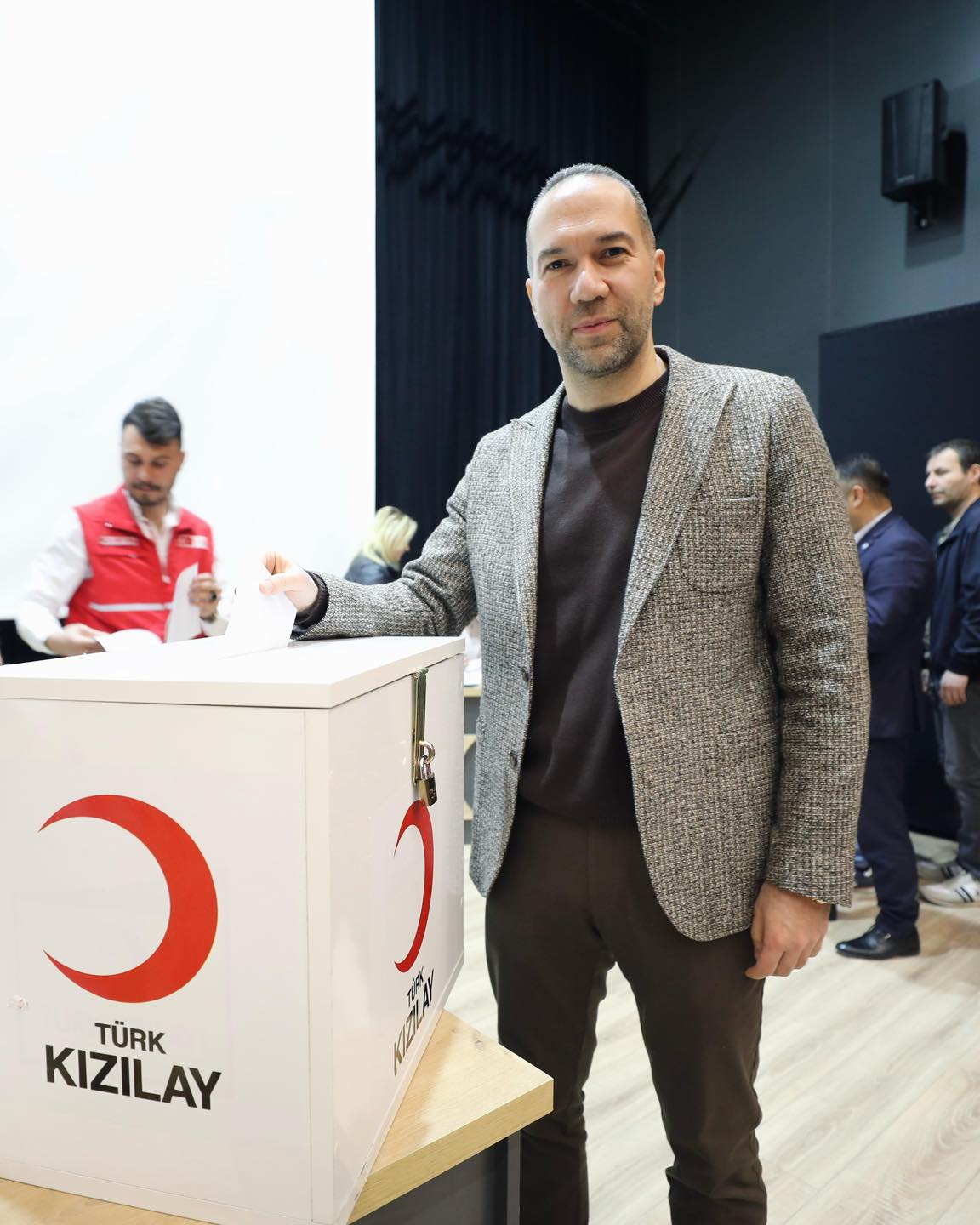 482316372 1135225178399167 894795882795994804 N