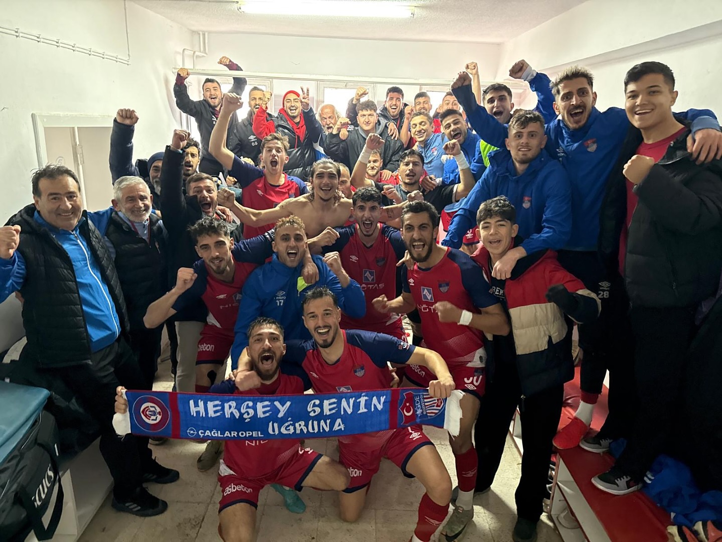 488221874 18001264517765201 8221266586200243755 N