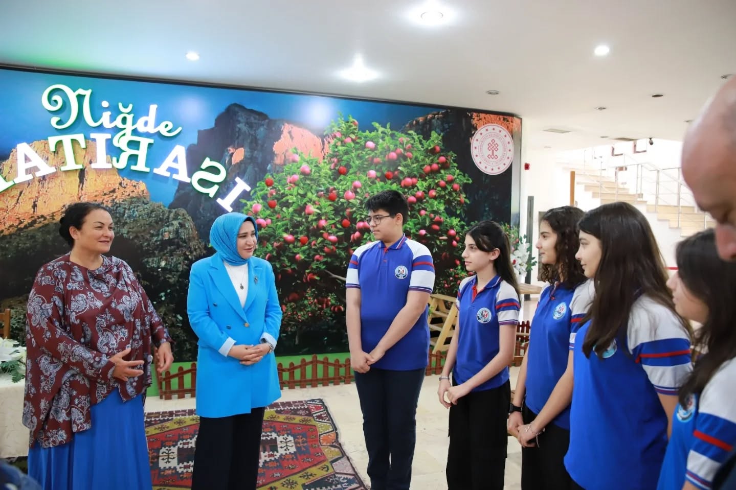 508361105 18083444203688443 5815938591054756339 N