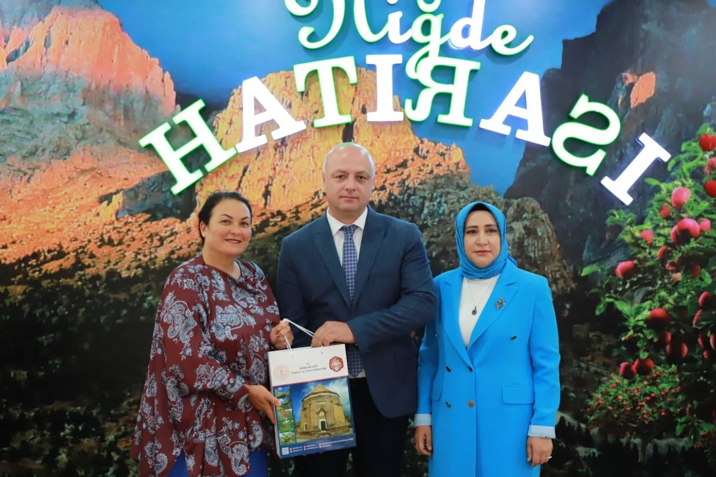 508634427 18083444188688443 7294993829666635355 N