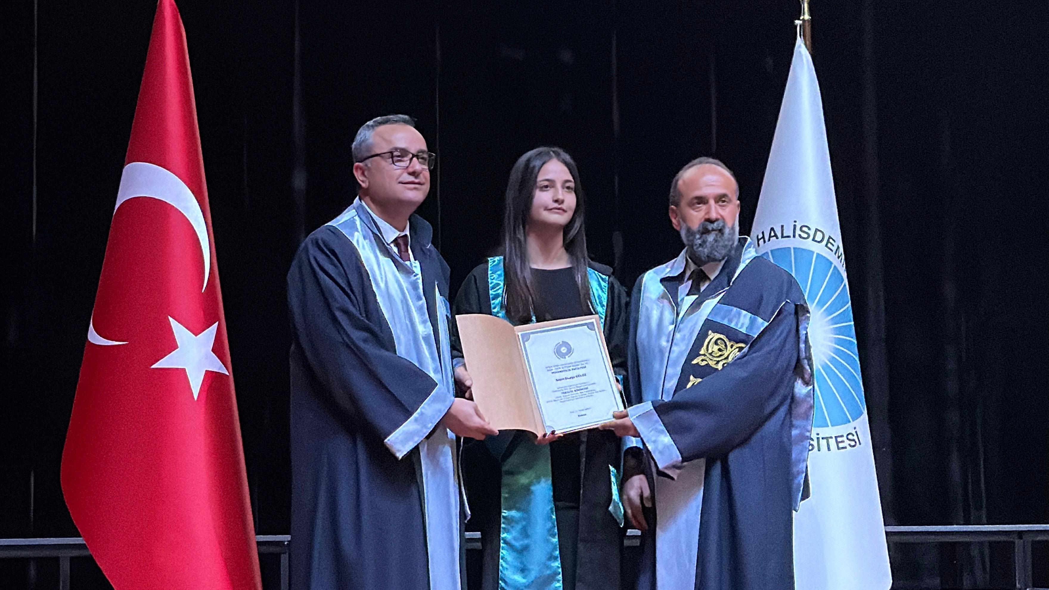 88231F35 2753 4135 9967 F7Bbabd87341