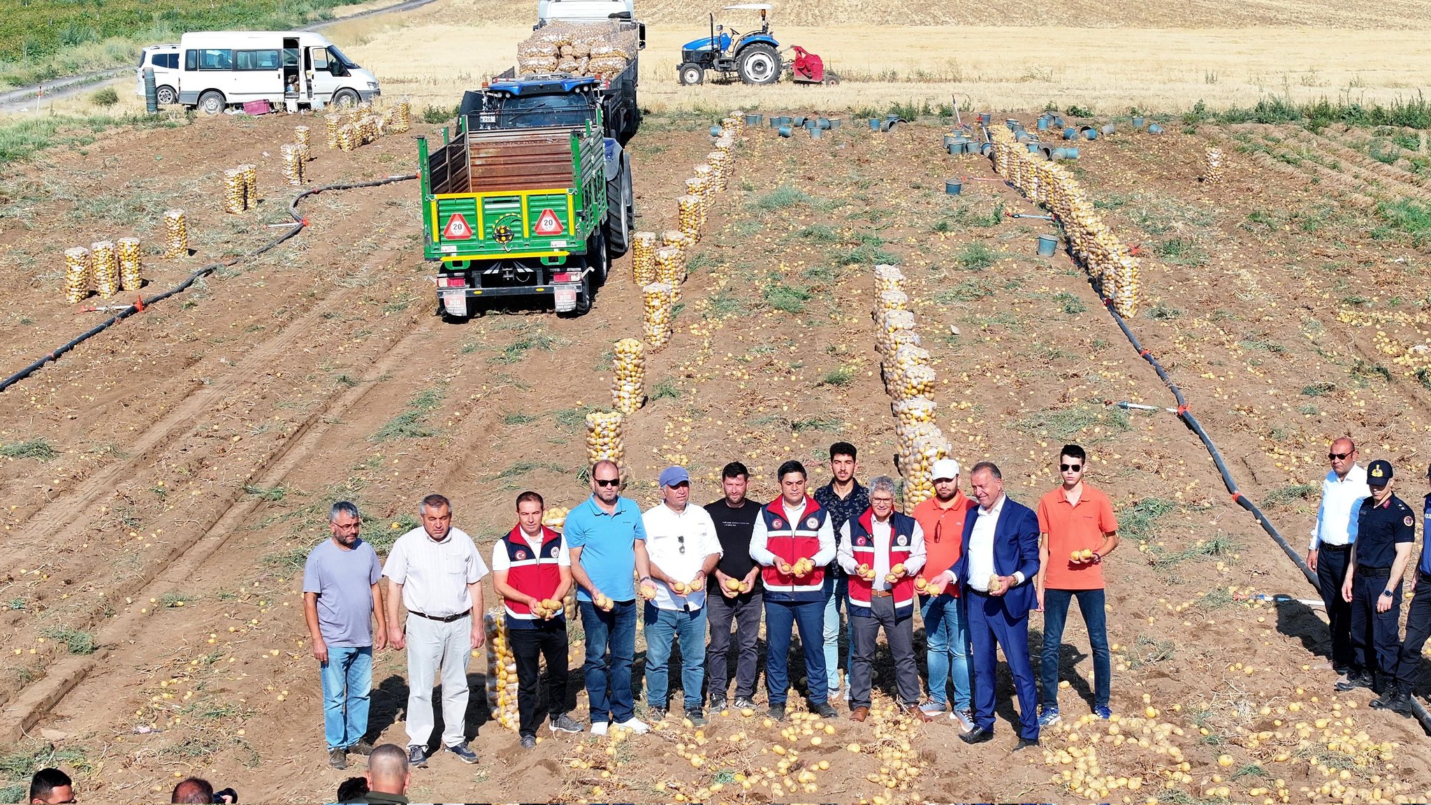 Gw Y Ad6 M Xk A A Brbb