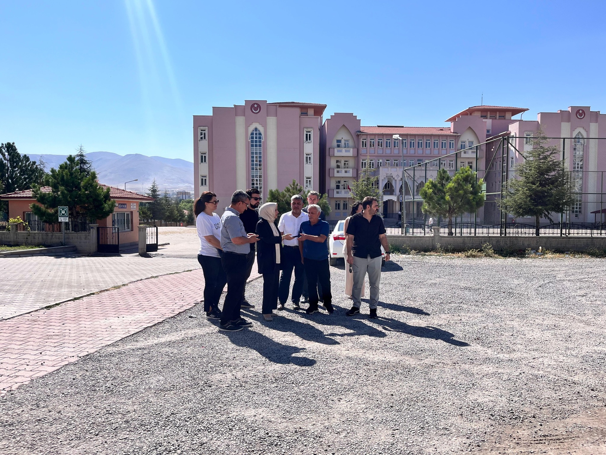 527875384 768511302541253 3974718936877147832 N