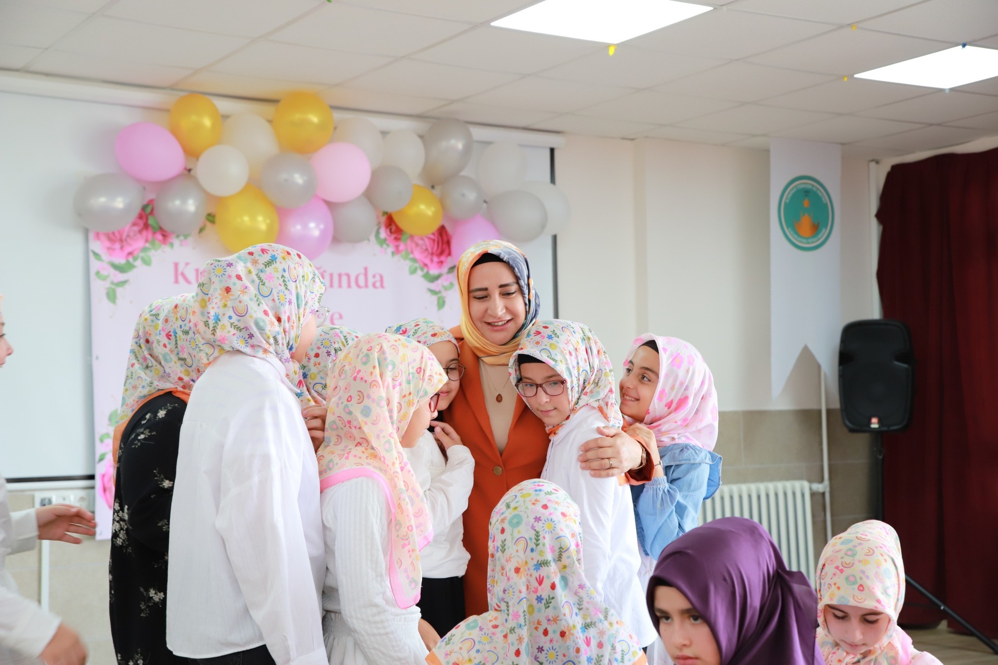 535311332 780607661331617 5424415345440543608 N