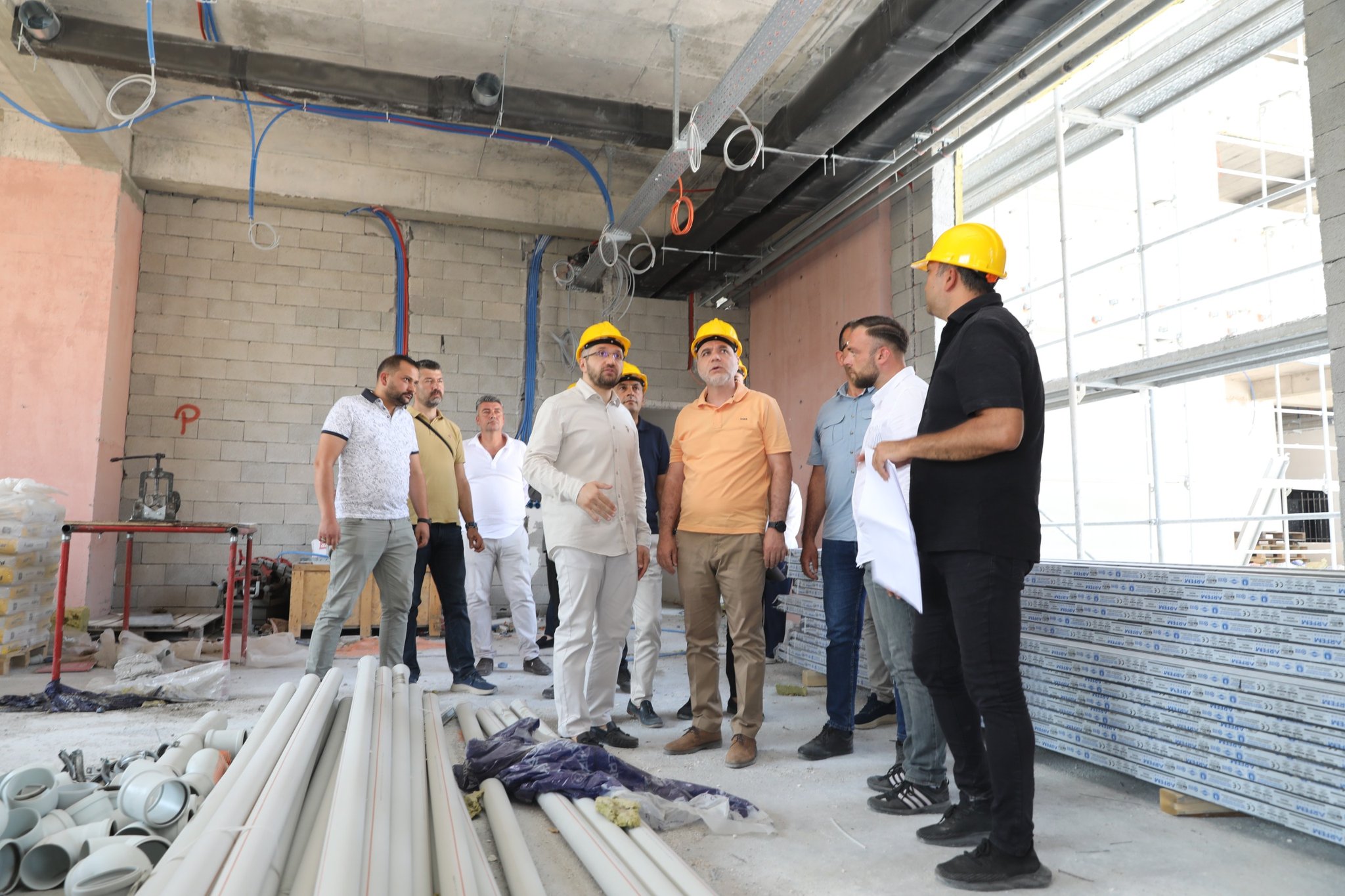 Gxlrb V T W M A A Cz Dw