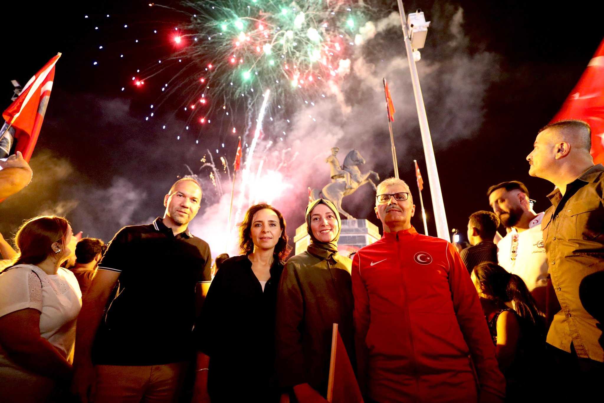 Gzo F Bt J X E A A T Tk H