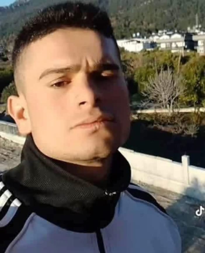 Cdf2E3B4 0Dbe 4Fee A910 8Aaf1E31B172