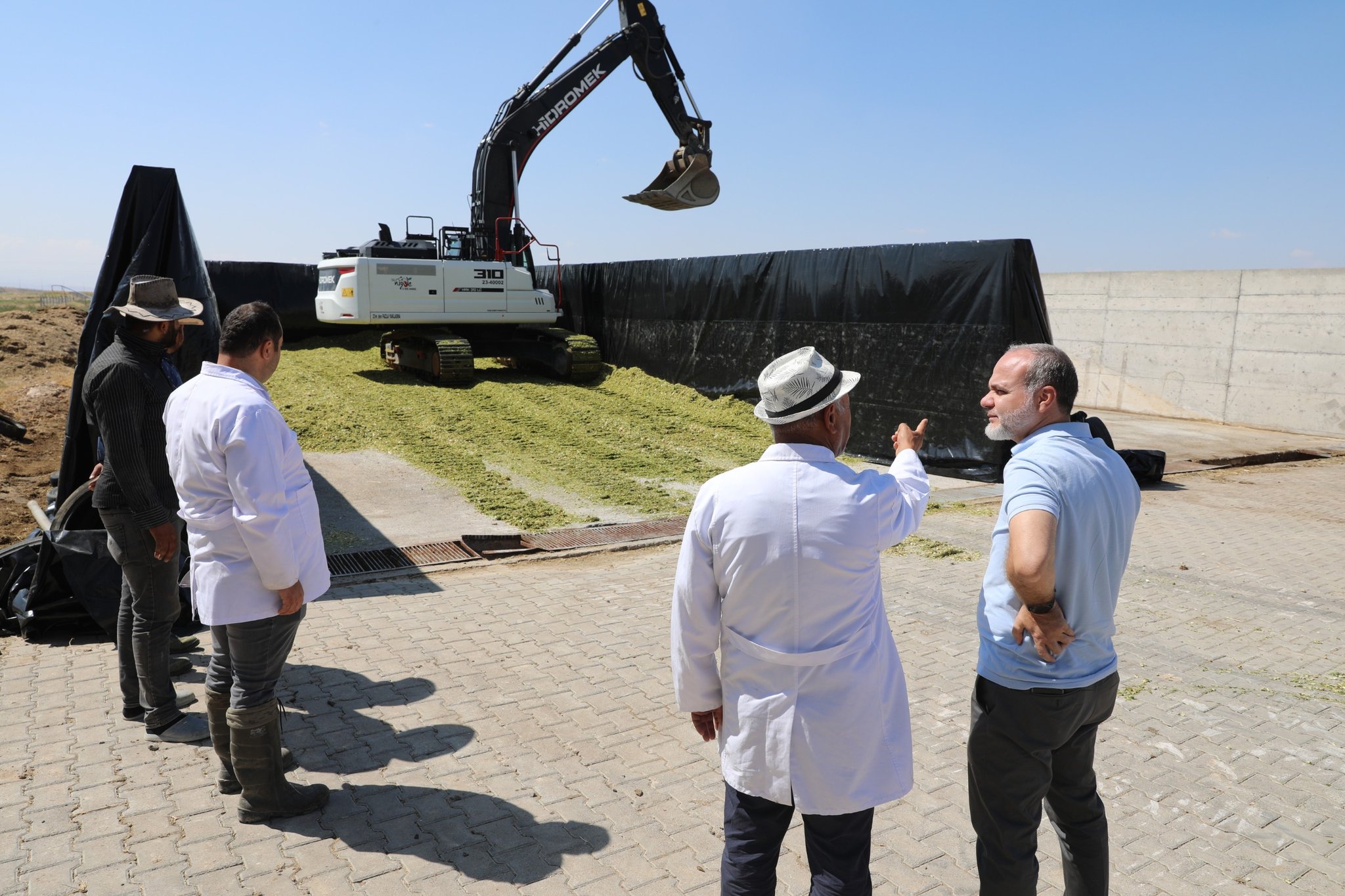 G0A5 Qhm X Y A A Q Jc R