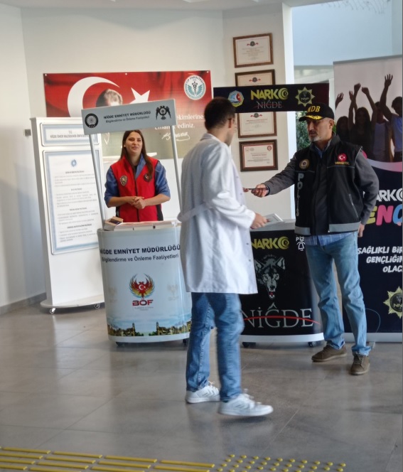 1A631424 814B 46C5 Ba66 Acf023Fd0B4F-1