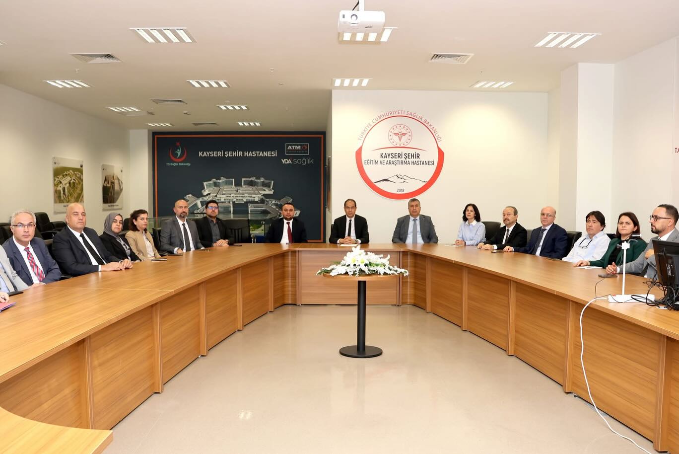 574710335 18295578727282007 12074207043134416 N