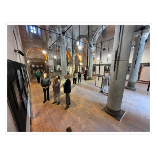 76C898F0 1977 492E 9015 8D8Fbf40E7B0