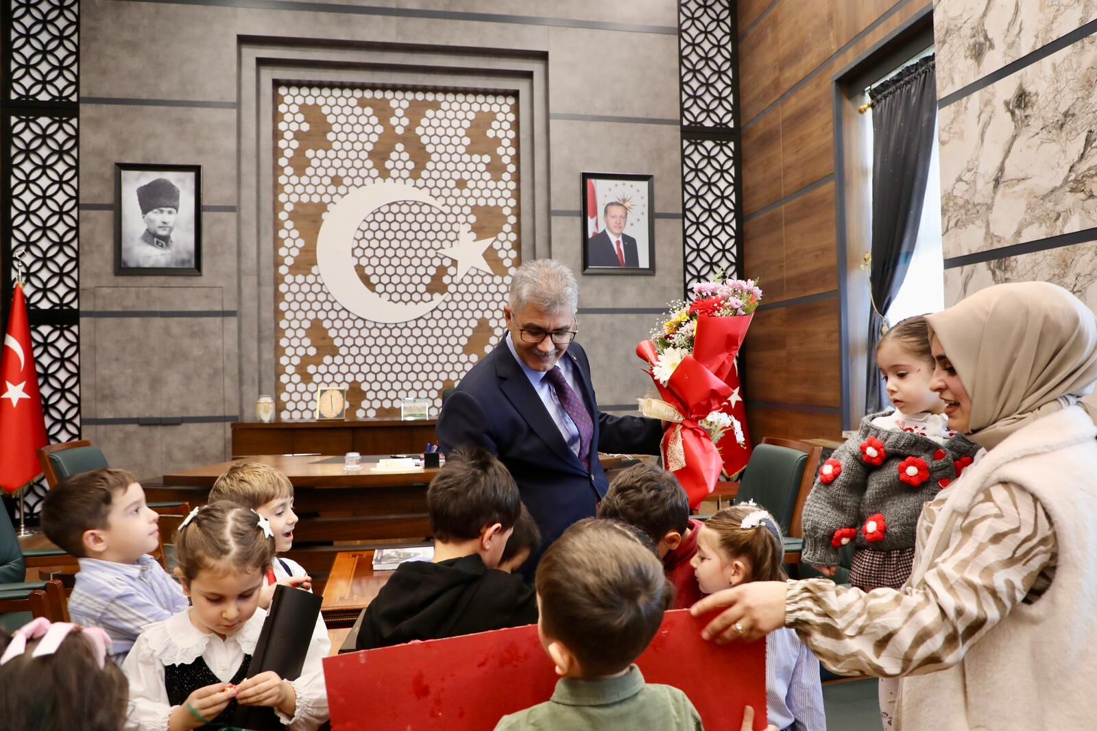 G6 I U Ea H X Q A A Gry E