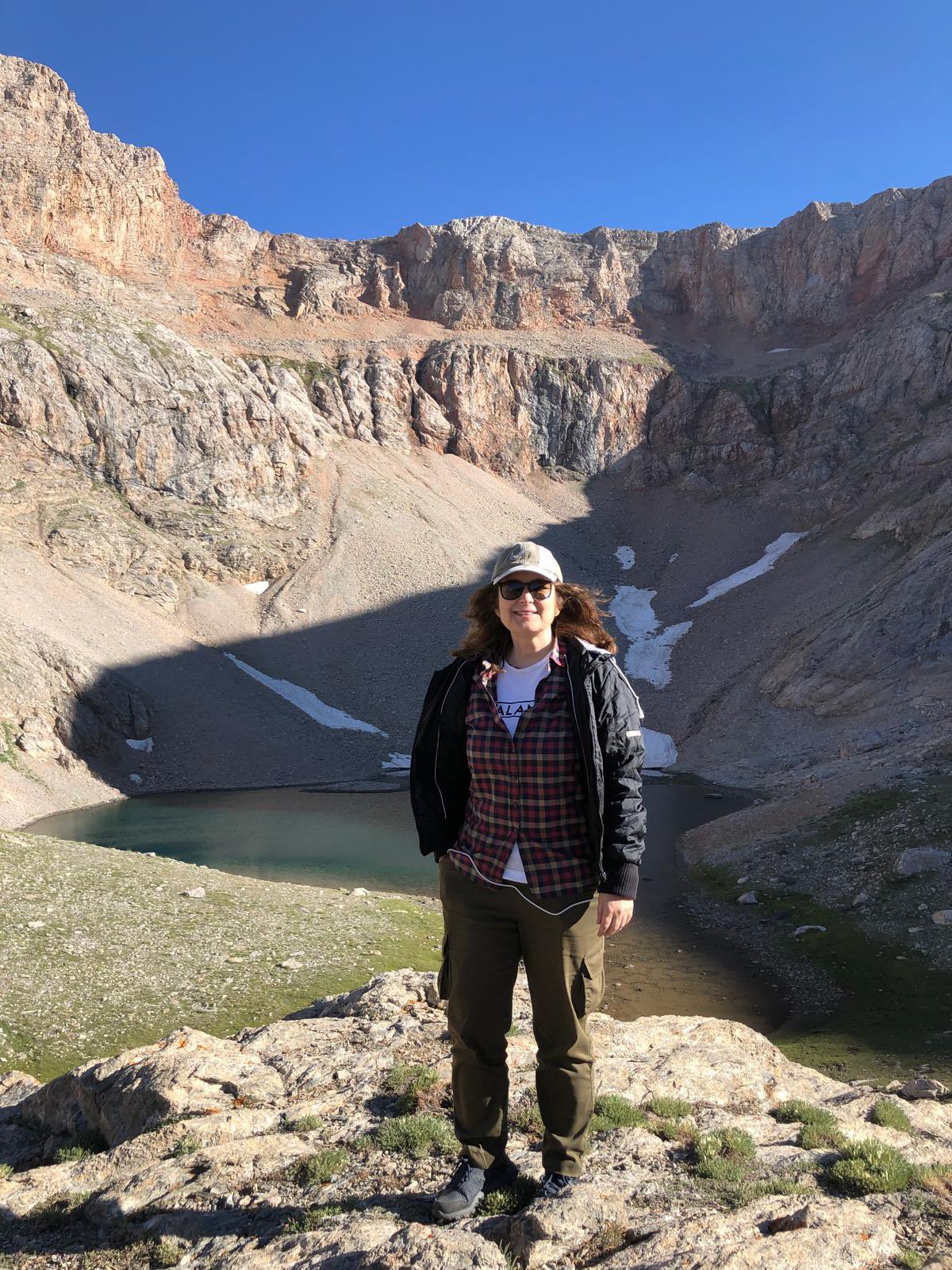 G6Qs U5P W A A An R0G