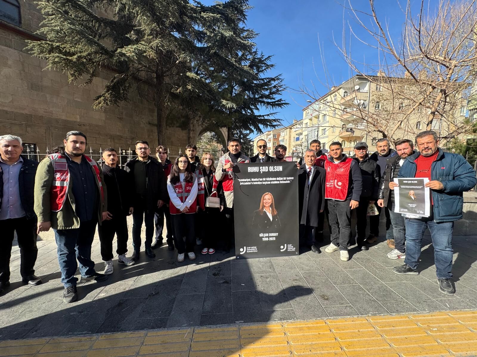 25C08432 4F3E 4D16 8Bde 6B4097D2D3F1