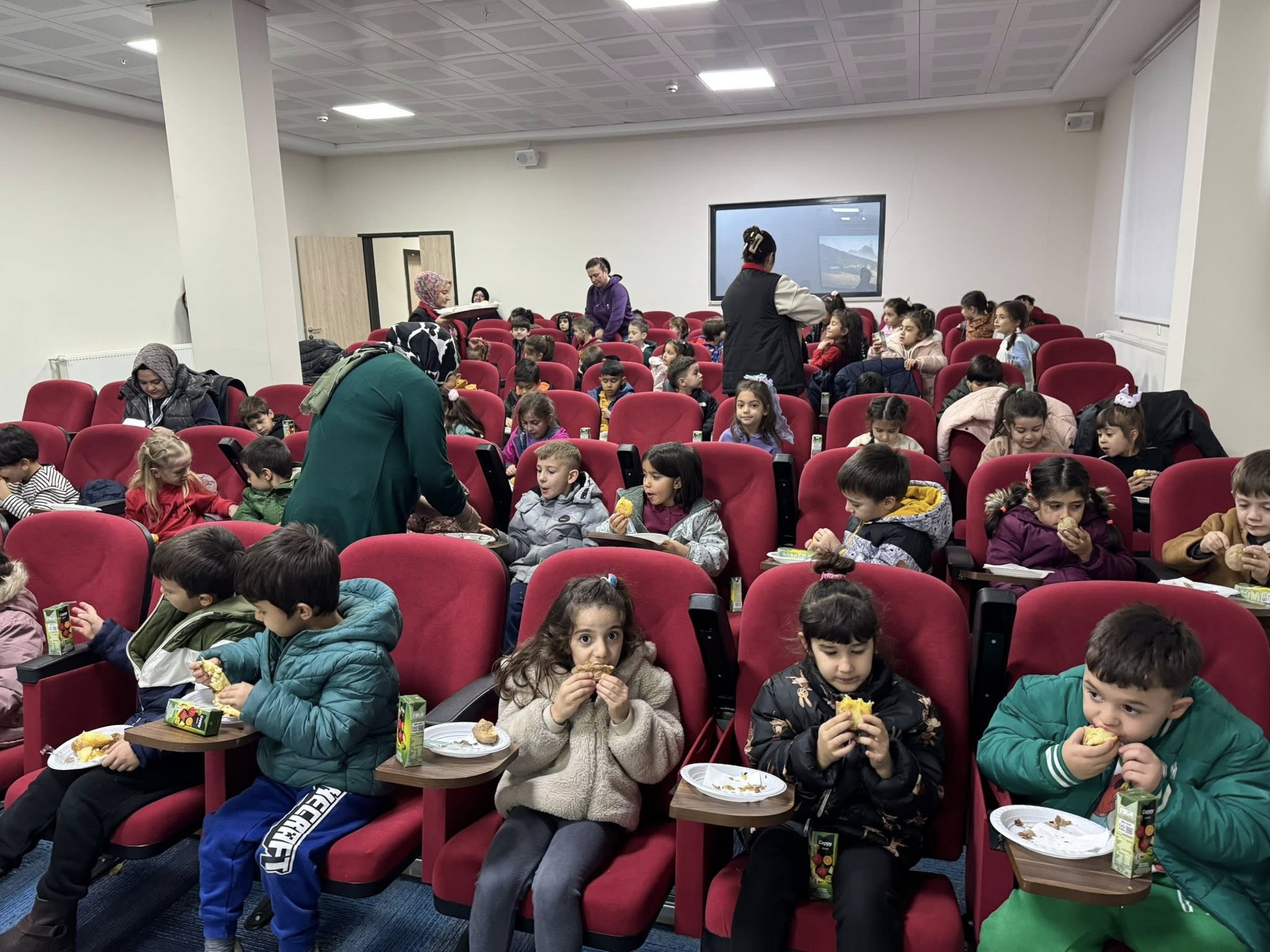 596947340 122196326936497633 1395483631248533953 N